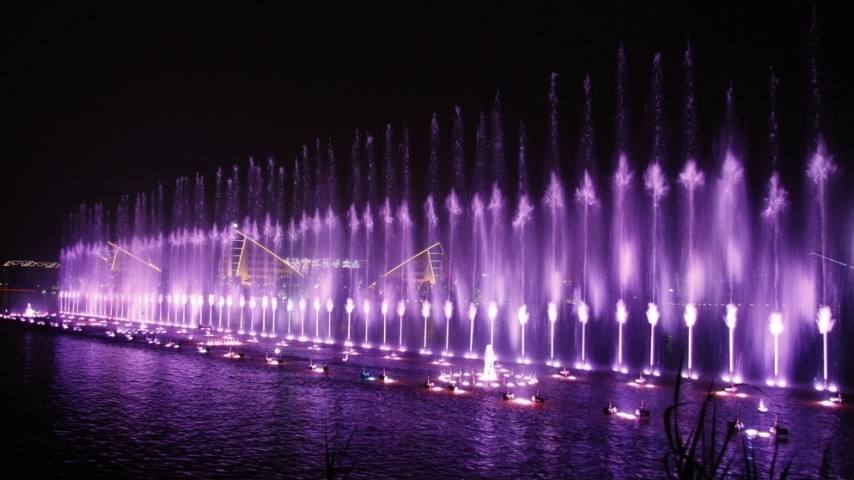 噴泉公司關(guān)于爆炸噴泉介紹