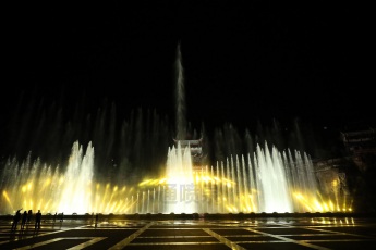 六通噴泉公司-安康大型燈光水舞秀