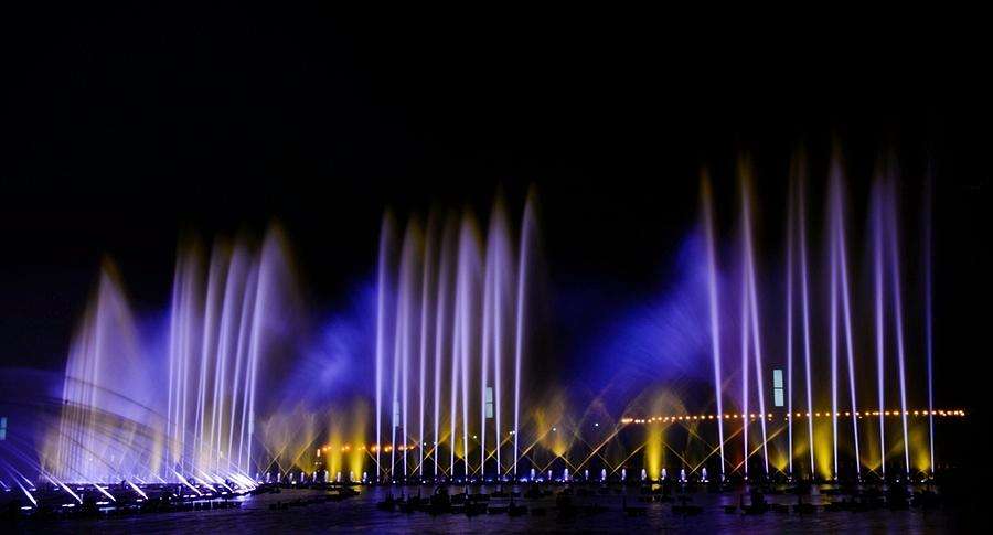 音樂(lè)噴泉設(shè)計(jì)