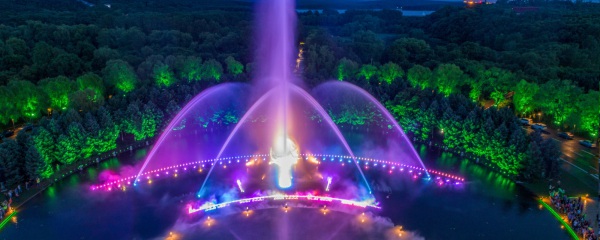 噴泉公司關(guān)于燈光噴泉介紹