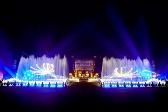 六通噴泉公司-富平中華郡大型燈光噴泉工程