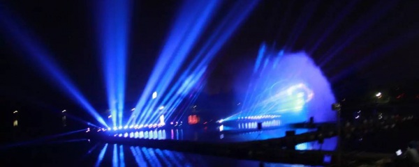 西安噴泉公司關(guān)于激光表演的介紹