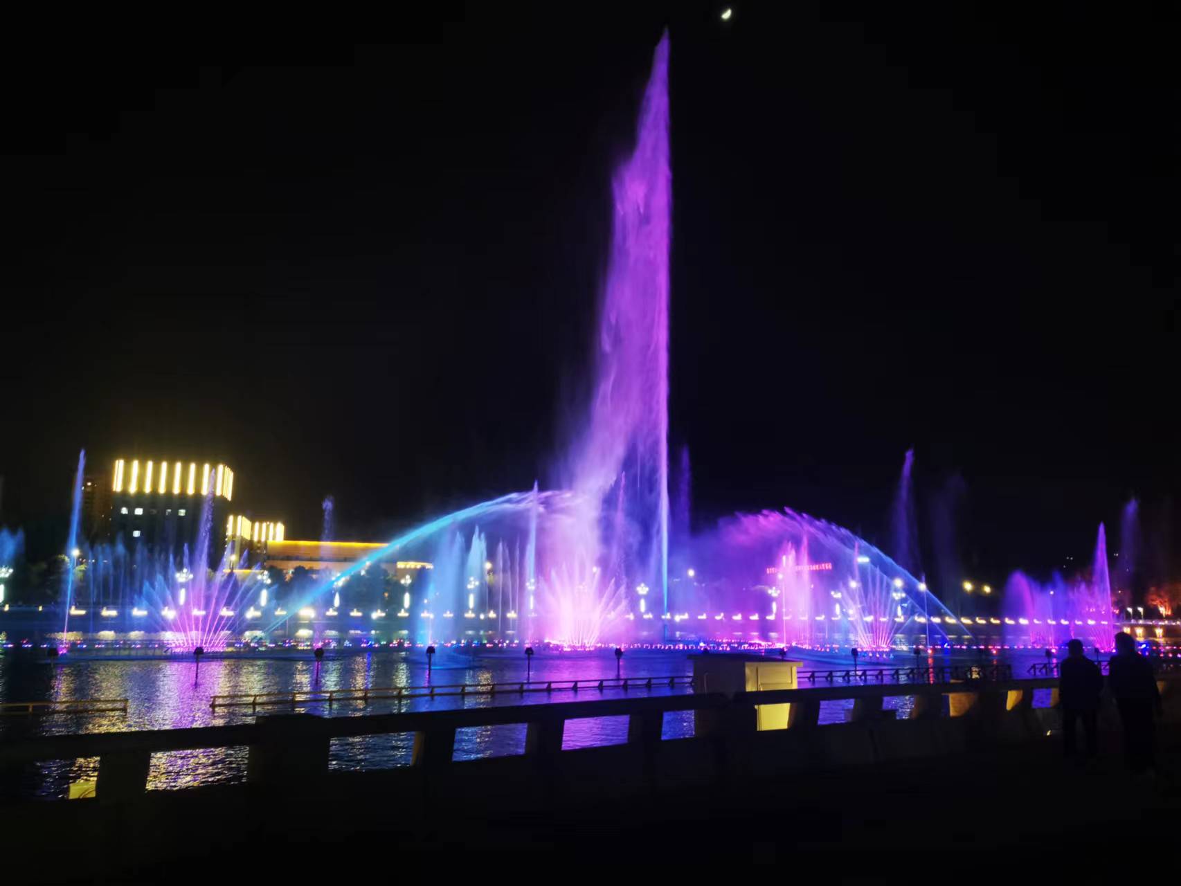 內(nèi)蒙呼和浩特東河廣場音樂噴泉