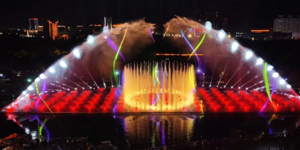 新疆克拉瑪依光影水舞秀