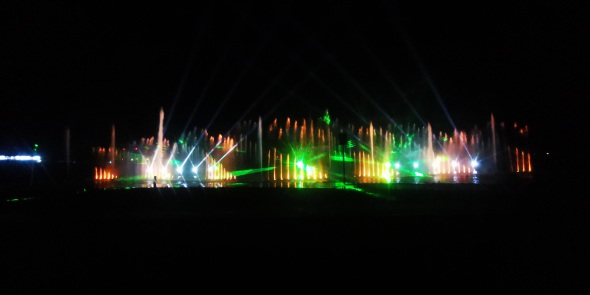 永濟(jì)體育公園音樂(lè)噴泉水秀