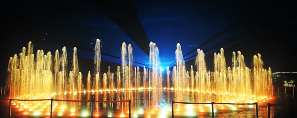 廣場(chǎng)噴泉設(shè)計(jì)